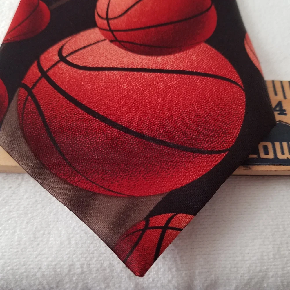 ☘️ Ralph Marlin Mens Neck Tie Just Balls Basketball Motion Sports March …